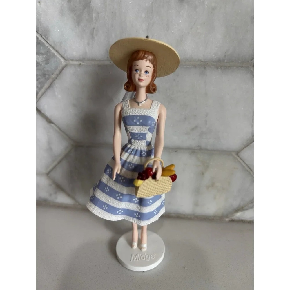 Hallmark Keepsake Ornament 1998 Vintage Suburban Shopper 35th Anniversary Midge